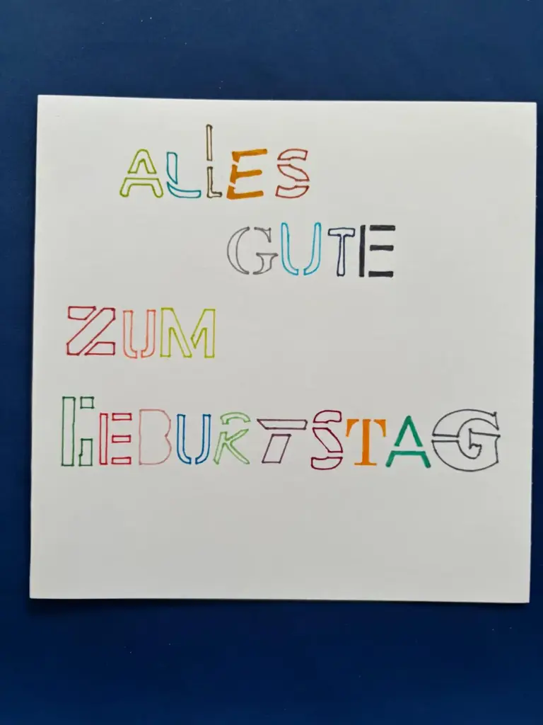 Geburtstagskarte mit farbigen Buchstaben
