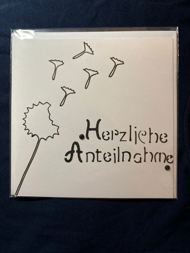 Trauerkarte mit Blüten